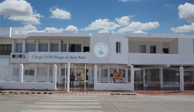 Colegio IDPHU Bilingüe de Santa Marta al borde del desalojo por millonaria deuda